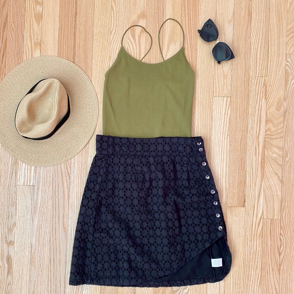 Worn once - Winston White Black Kai Skirt